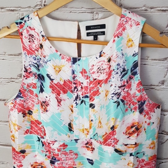 RW & CO A Line Floral Dress - Picture 2 of 6